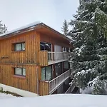 Apartment 1850 : Elegant Apt. Neuf A 3 Min Des Pistes, Parking Inclus - Fr-1-575-249 Courchevel