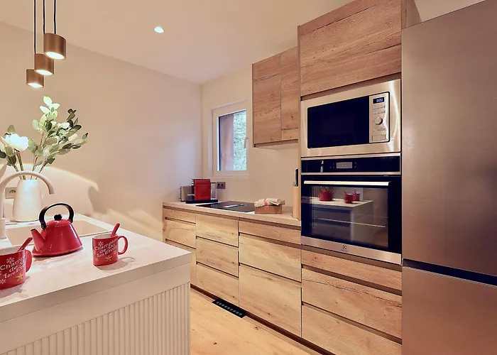 1850 : Elegant Apt. Neuf A 3 Min Des Pistes, Parking Inclus - Fr-1-575-249 Apartament Courchevel