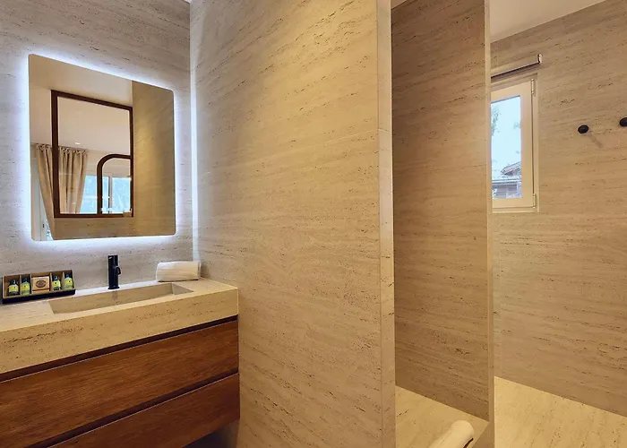 Apartament 1850 : Elegant Apt. Neuf A 3 Min Des Pistes, Parking Inclus - Fr-1-575-249 Courchevel